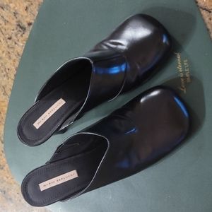 Square Nosed Leather Black Glossy Heels
